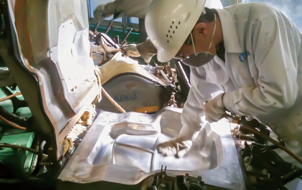 金型による成形加工、試作対応